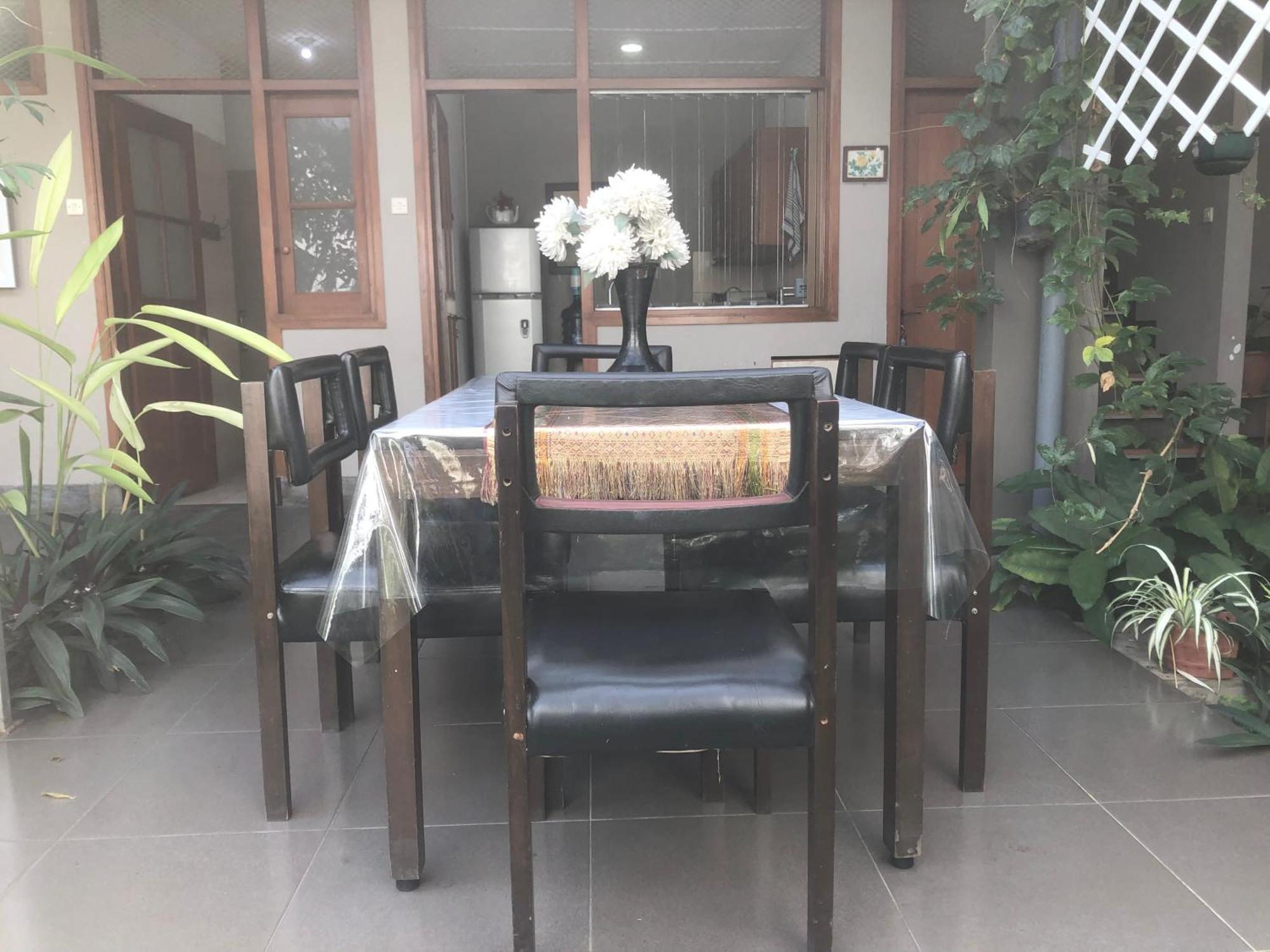 De Riau Guesthouse バンドゥン エクステリア 写真