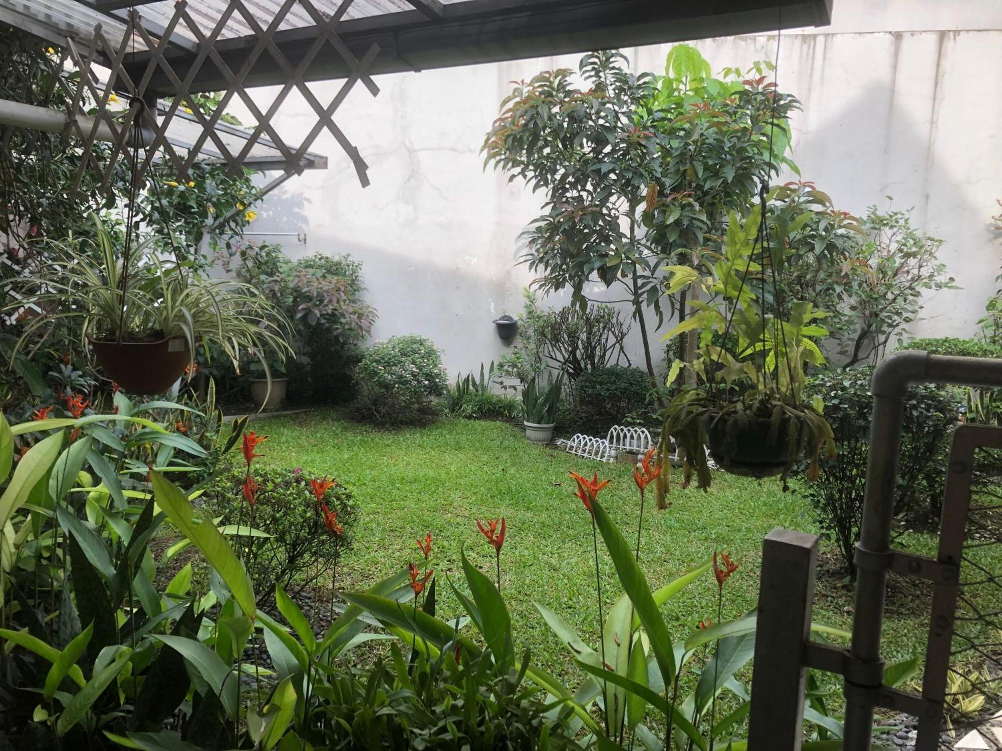 De Riau Guesthouse バンドゥン エクステリア 写真