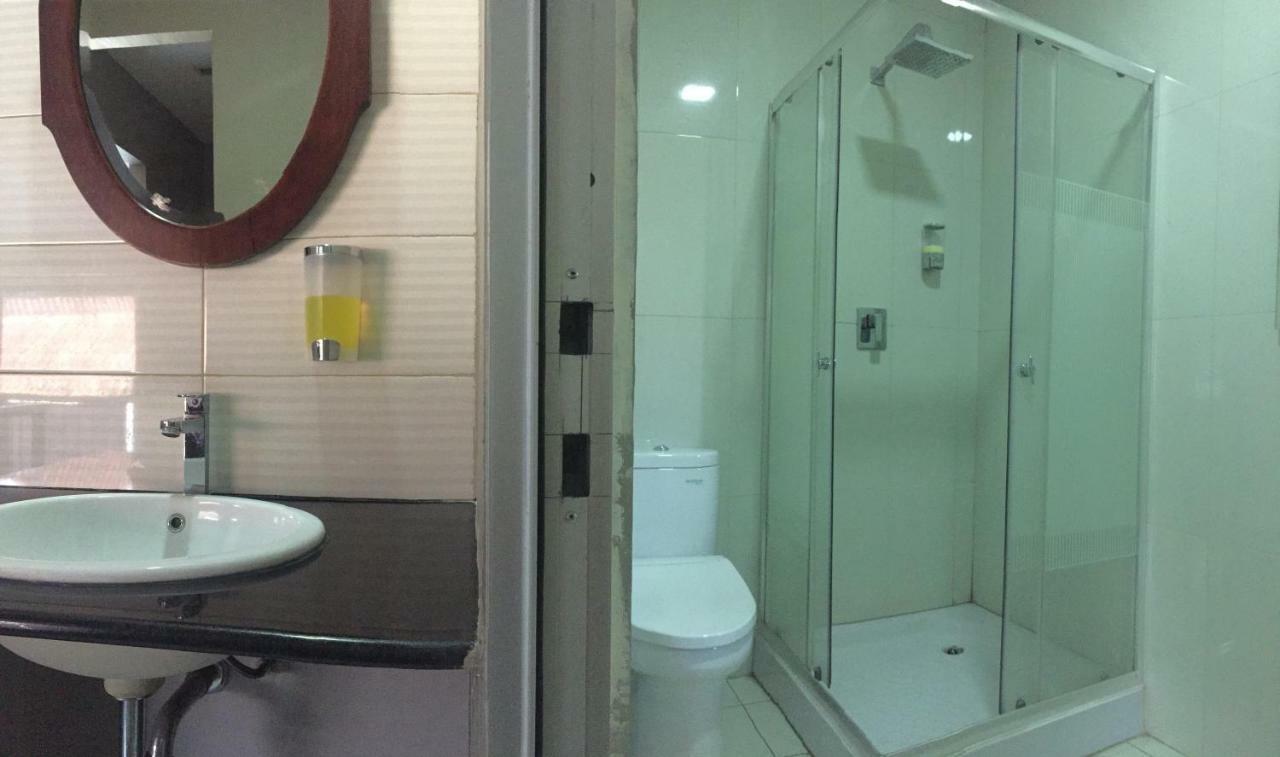 De Riau Guesthouse バンドゥン エクステリア 写真